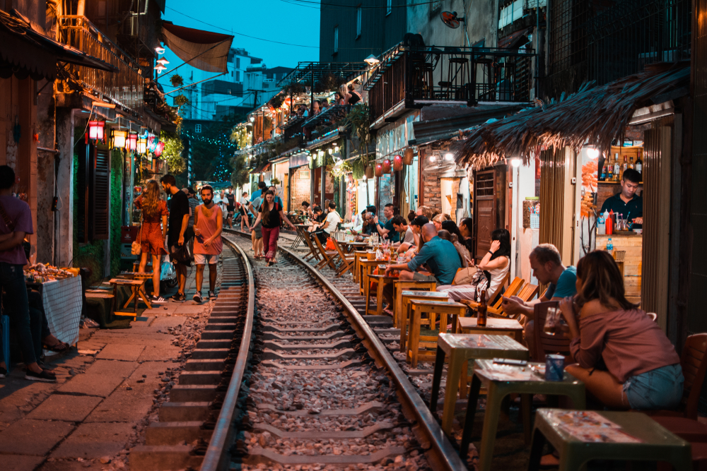 vietnam train street