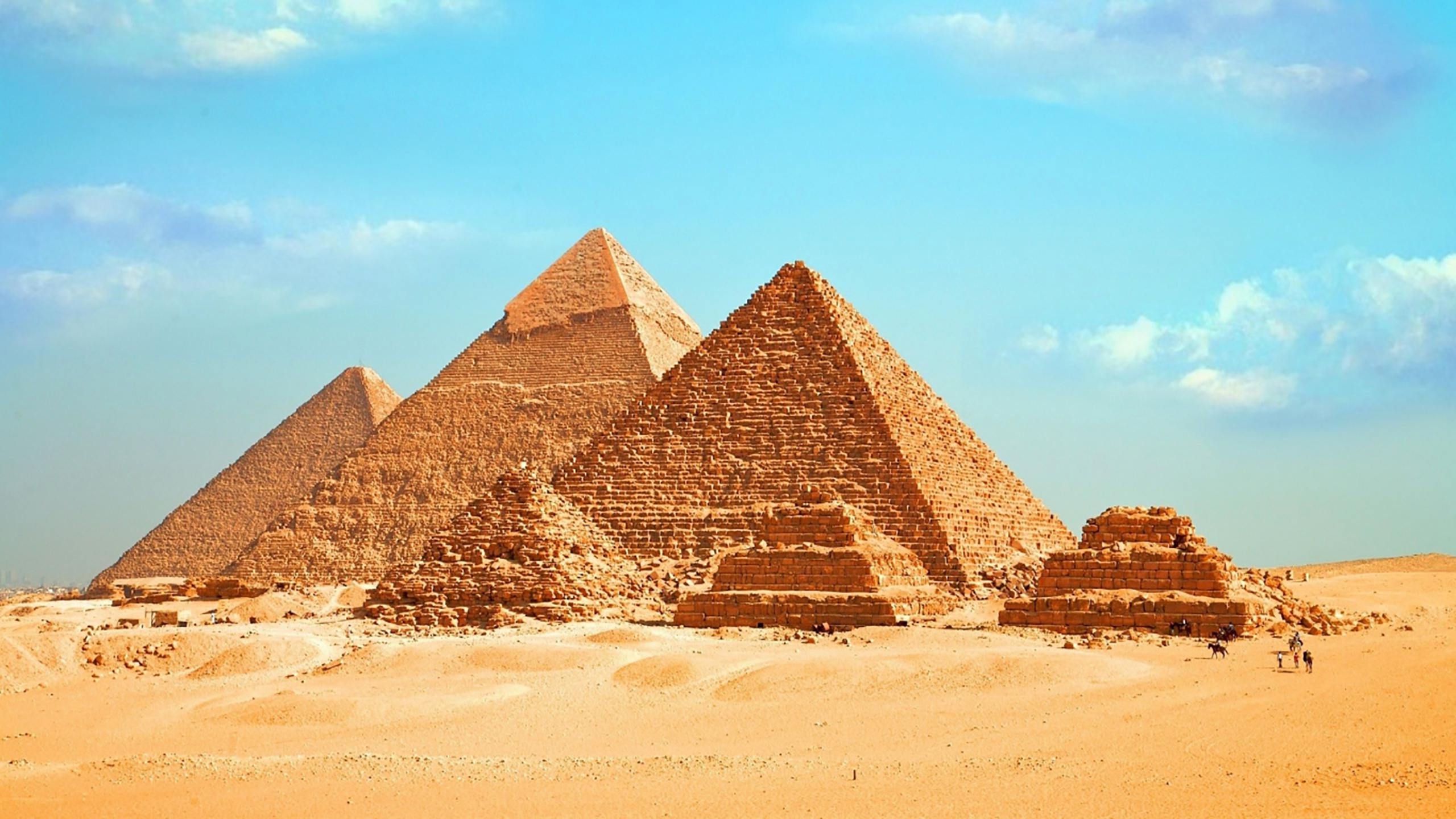 Egyptian pyramids - Egypt Travel LAST MINUTE: All inclusive Egypt s letenkami a 3* hotelom od 360€