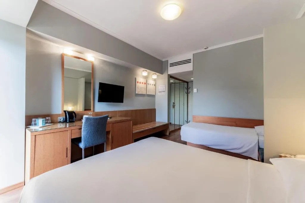 Esperides Beach Resort****