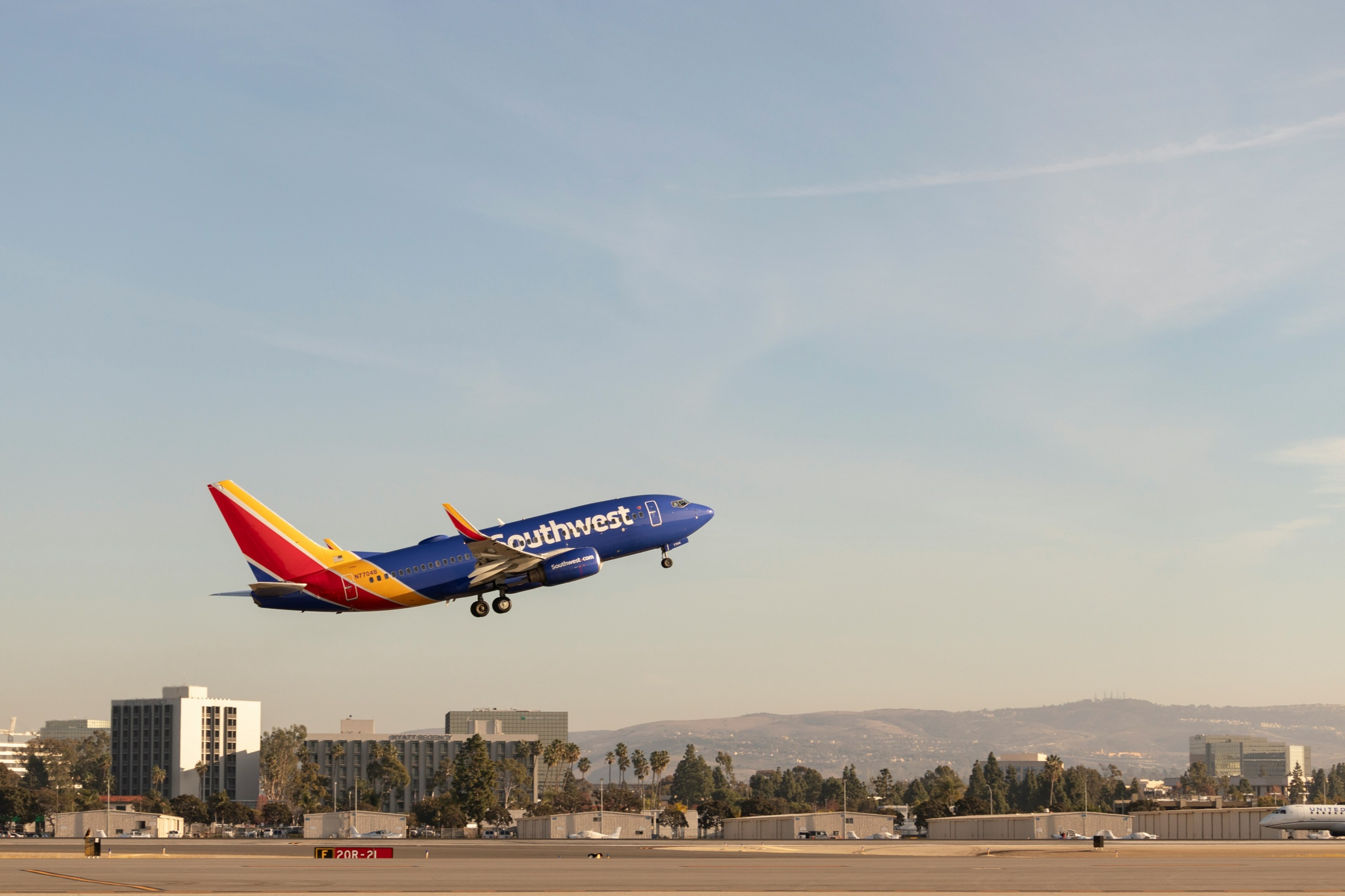 southwest airlines Musia si zakúpiť dve sedadlá. Americká aerolinka mení pravidlá pre pasažierov s nadváhou
