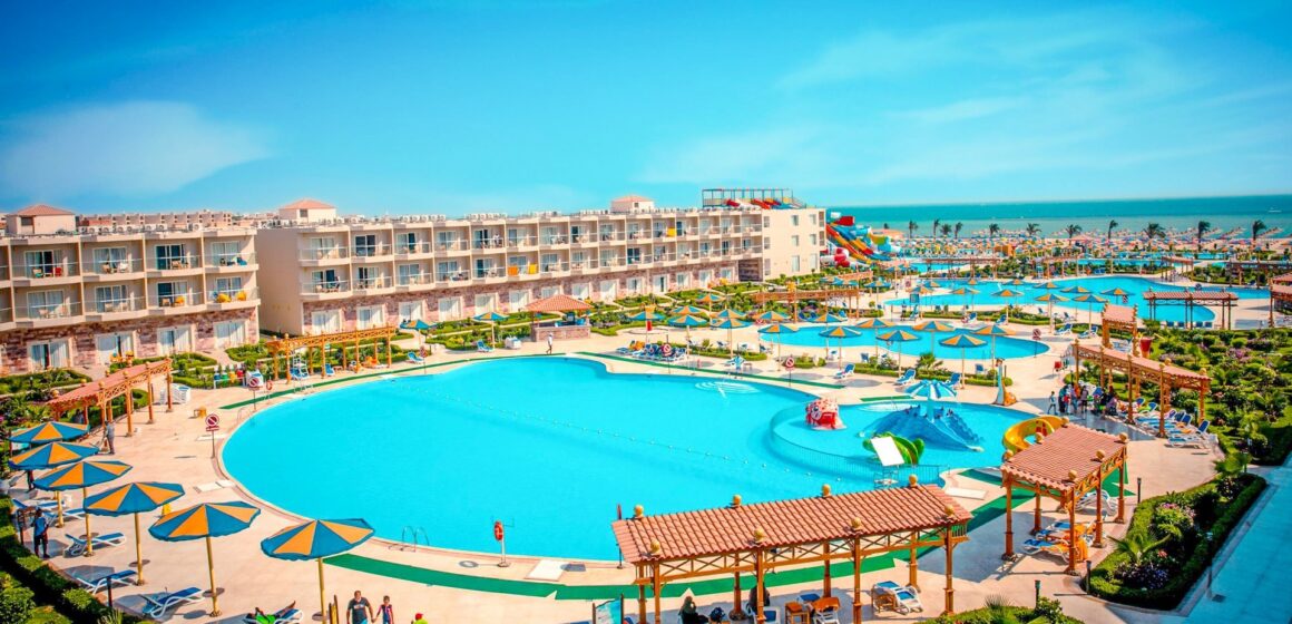 LAST MINUTE: All inclusive Egypt s letenkami a 5* hotelom od 355€