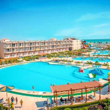 LAST MINUTE: All inclusive Egypt s letenkami a 5* hotelom od 355€