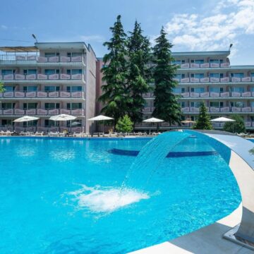 bulharsko-belitsa-bazen PONUKA DŇA: All inclusive Bulharsko s odletom z Bratislavy a 3* hotelom za 225€!
